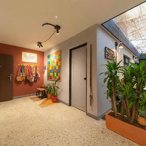 https://casa-mosaiko-local-art-and-design.colombiamedellinhotels.com